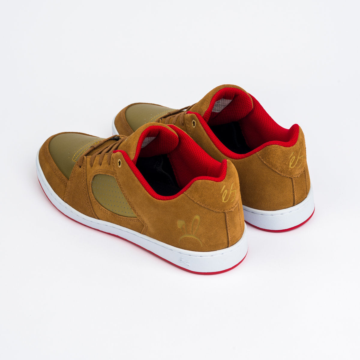 eŚ Accel Slim Shoes