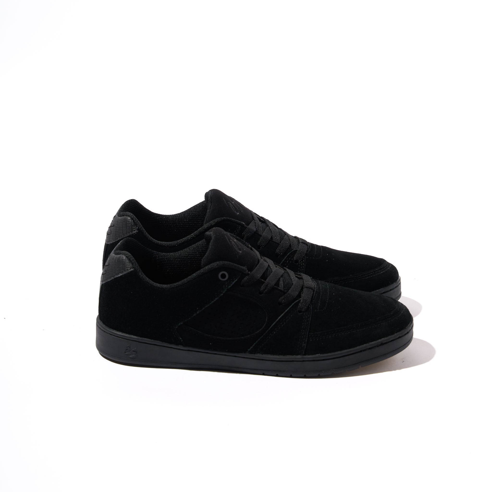 eŚ Accel Slim Shoes